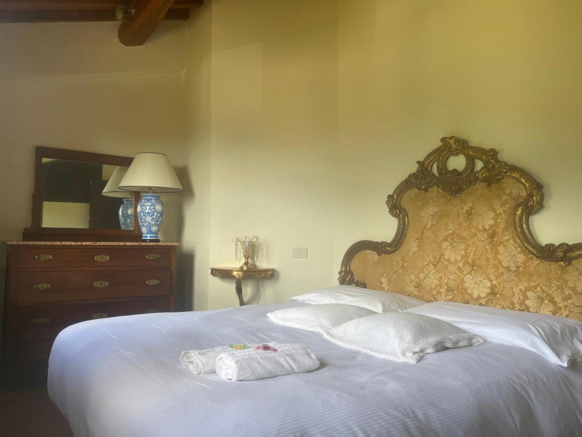 Il Fiorino Di Badia Apartment Badia A Passigano Екстериор снимка